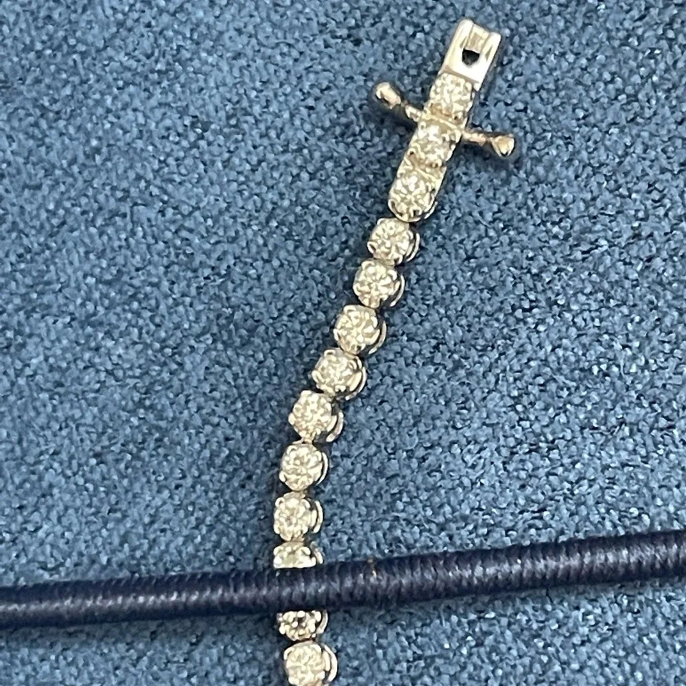 14k White Gold Diamond tennis bracelet